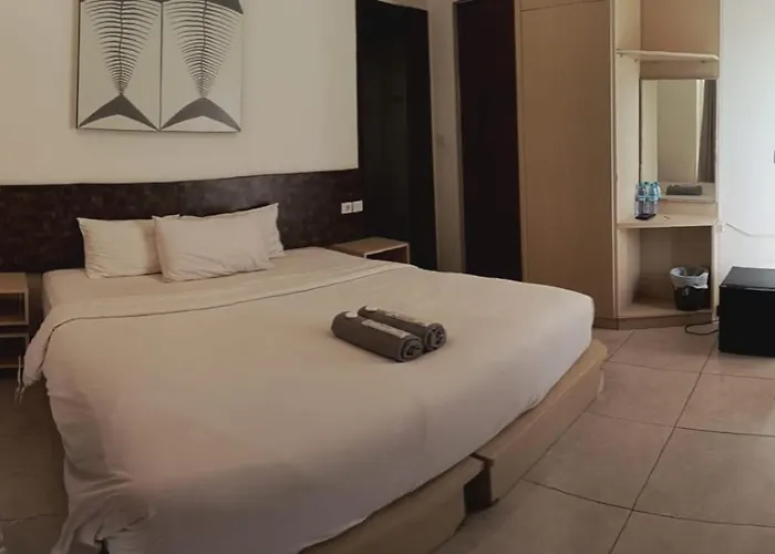 Hotel The Paving 3*